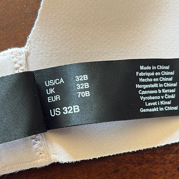 **DKNY Soft Blush/pale pink adjustable strap lightly padded bra Sz 32B - Picture 14 of 16